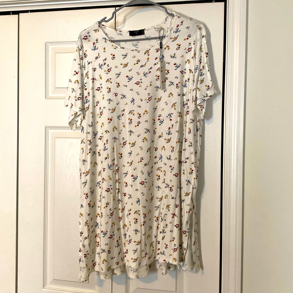 Womens Tahari Tunic Tee